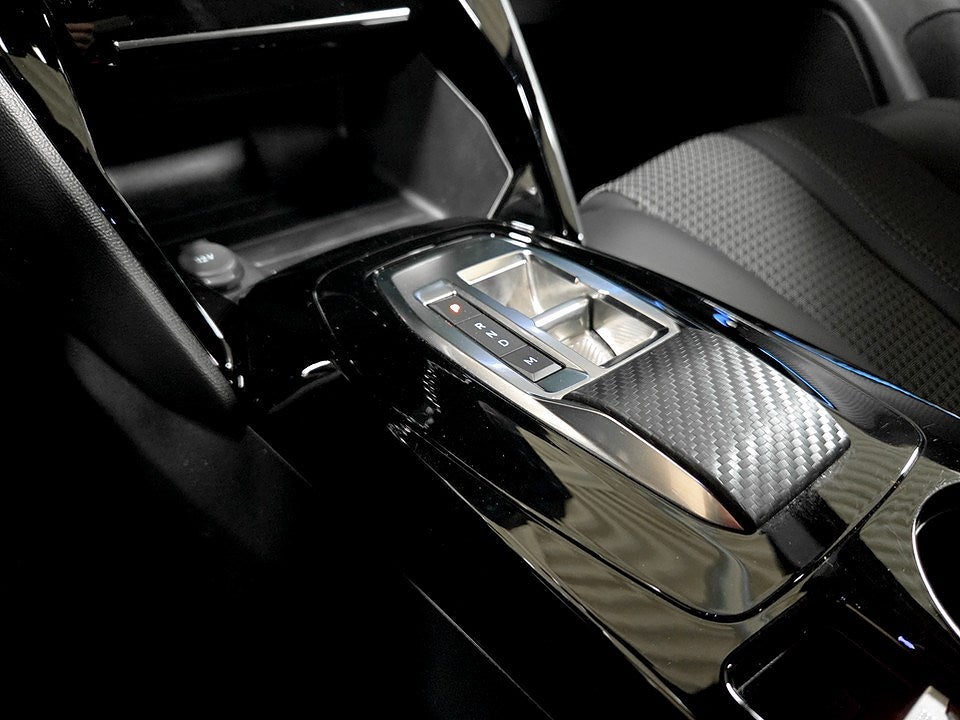 Bild på Peugeot 2008 GT 1.2 PT 130hk Aut - B-KAMERA, CARPLAY