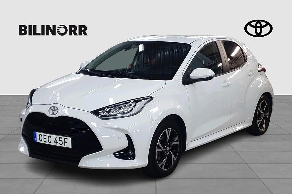 Toyota Yaris Hybrid 115 Active Plus Säkerhetspaket | Vint...