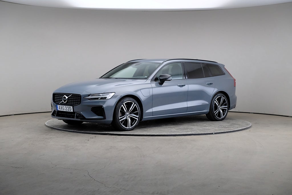 Volvo V60 T6 Recharge 350 AWD R-Design VOC Drag Navi Pro Kamera