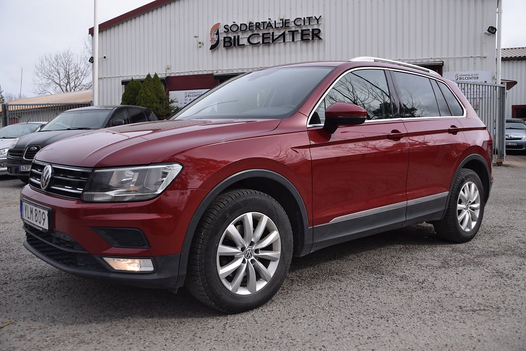 Volkswagen Tiguan 1.4 TSI BMT 4Motion Base Euro 6 B-Värmare CarPlay
