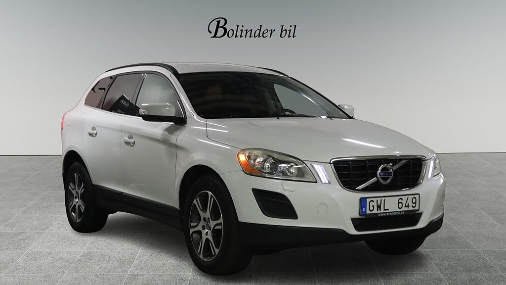 Volvo XC60 D4 AWD Geartronic Momentum SoV SKINN BES 