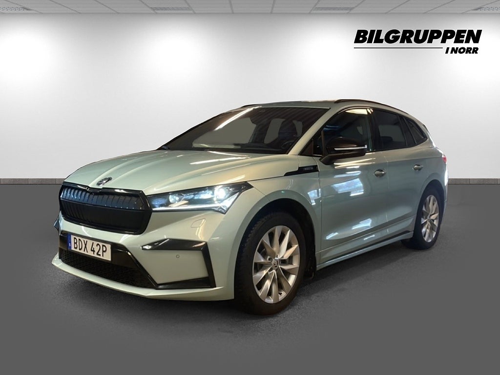 Skoda Enyaq iV 80x Family Sportline (V-hjul, Drag, HUD)