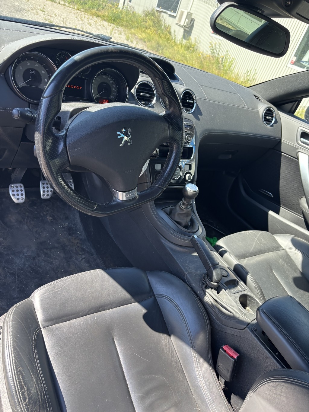 Peugeot RCZ 1.6 THP Euro 5 2013, photo 3/26