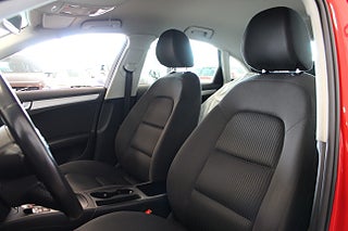 Sedan Audi A4 10 av 13