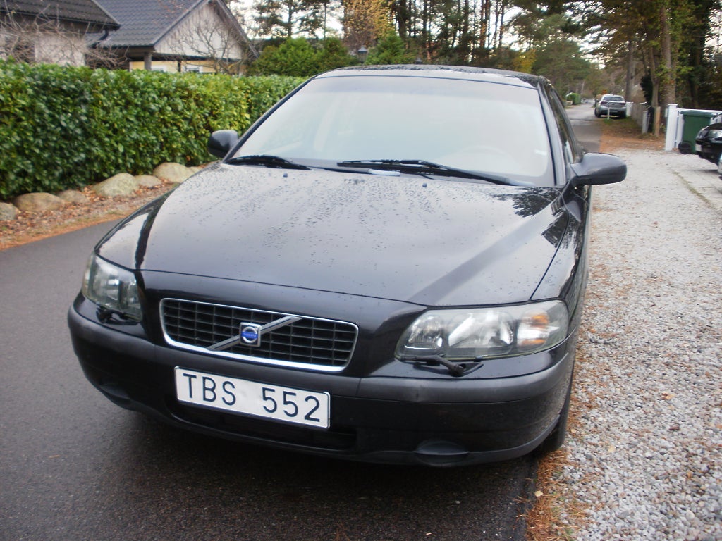 Volvo S60 2.4 140hk