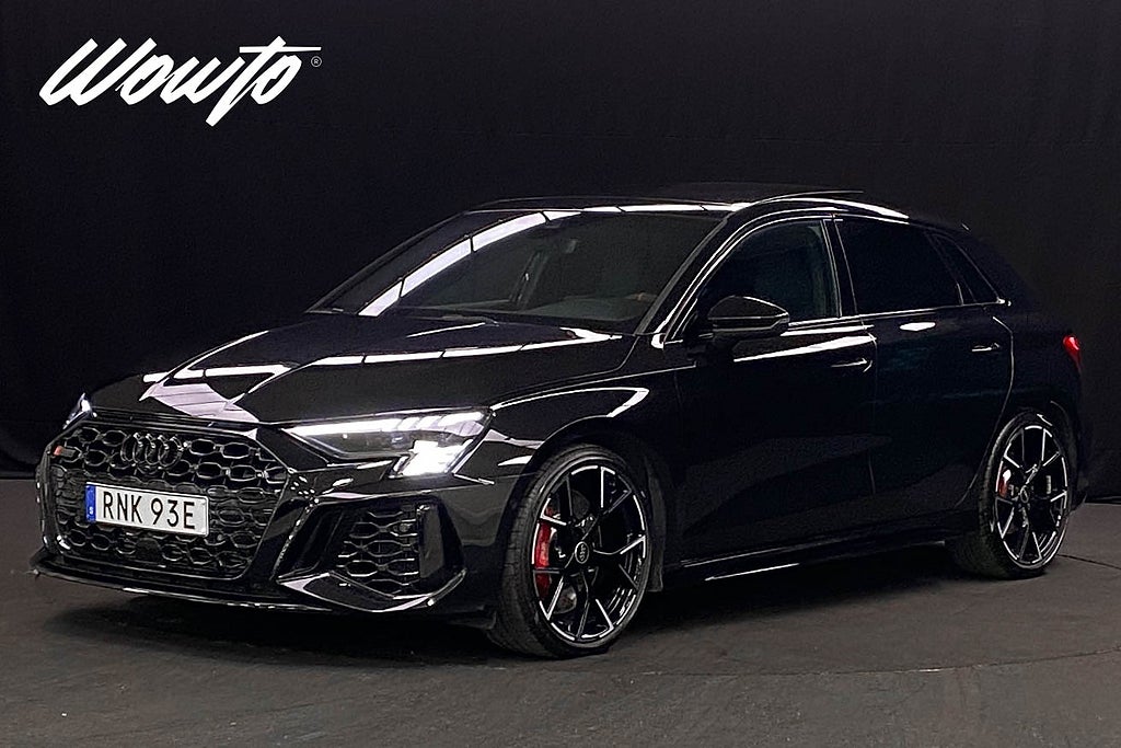 Audi RS3 Sportback Q 400HK /Matrix /B&O /Pano /RS-Design