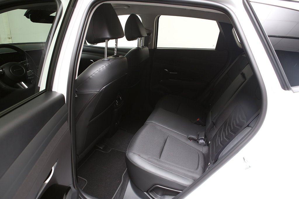 Hyundai Tucson Plug-In 4WD Essential - Business lease 2025