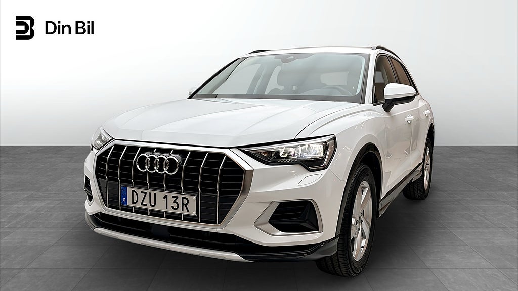 Audi Q3 35 TFSI 150HK Cockpit / Carplay