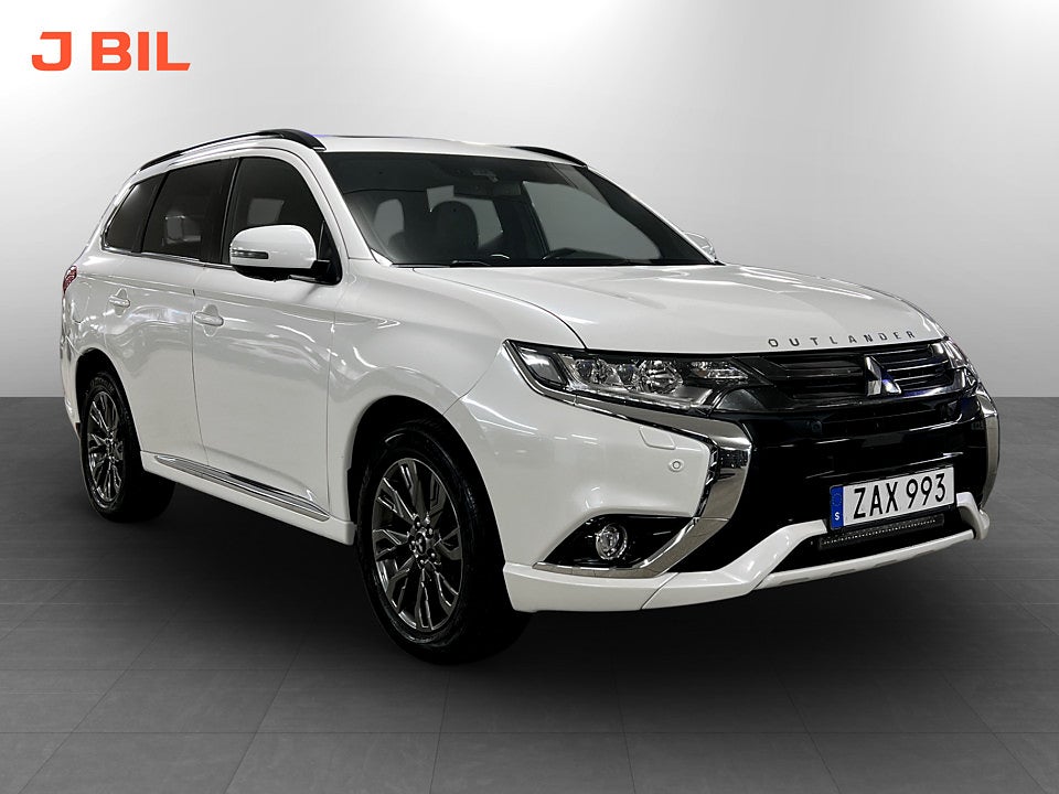 Mitsubishi Outlander S-Edition PHEV 203hk Aut 4WD B-KAMERA RATTVÄRME