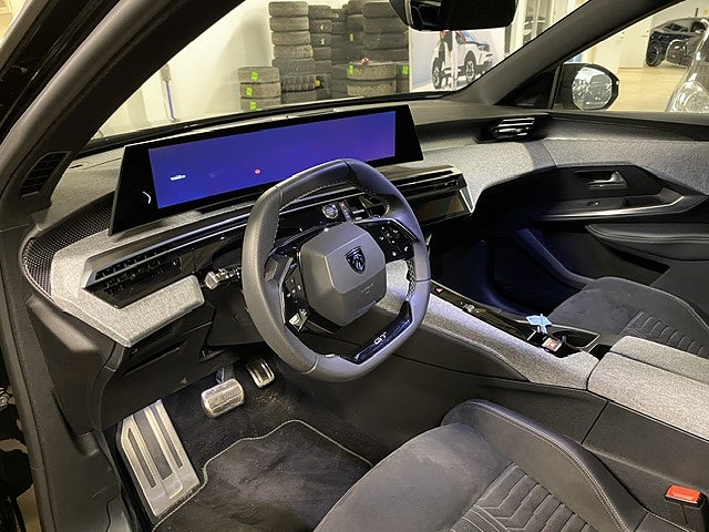 Bild på Peugeot 5008 GT HYBRID 136hk AUT - 7-SITS, ALCANTARA