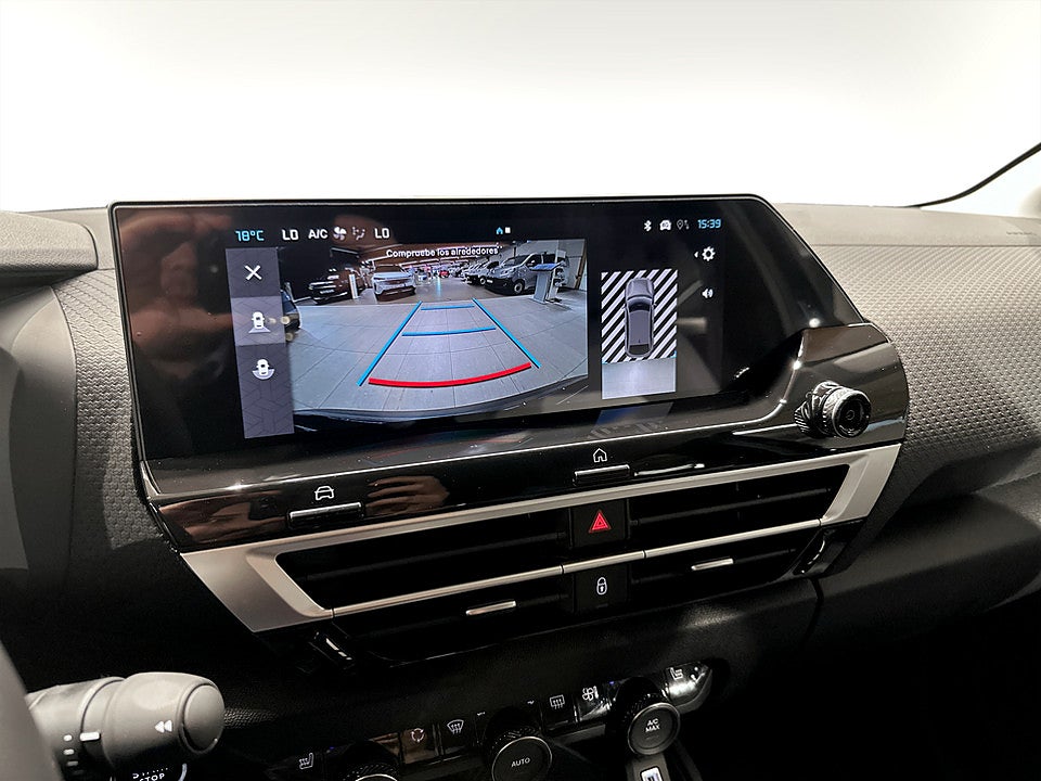 Bild på Citroën C4 Max PureTech 130hk Aut - DEMO