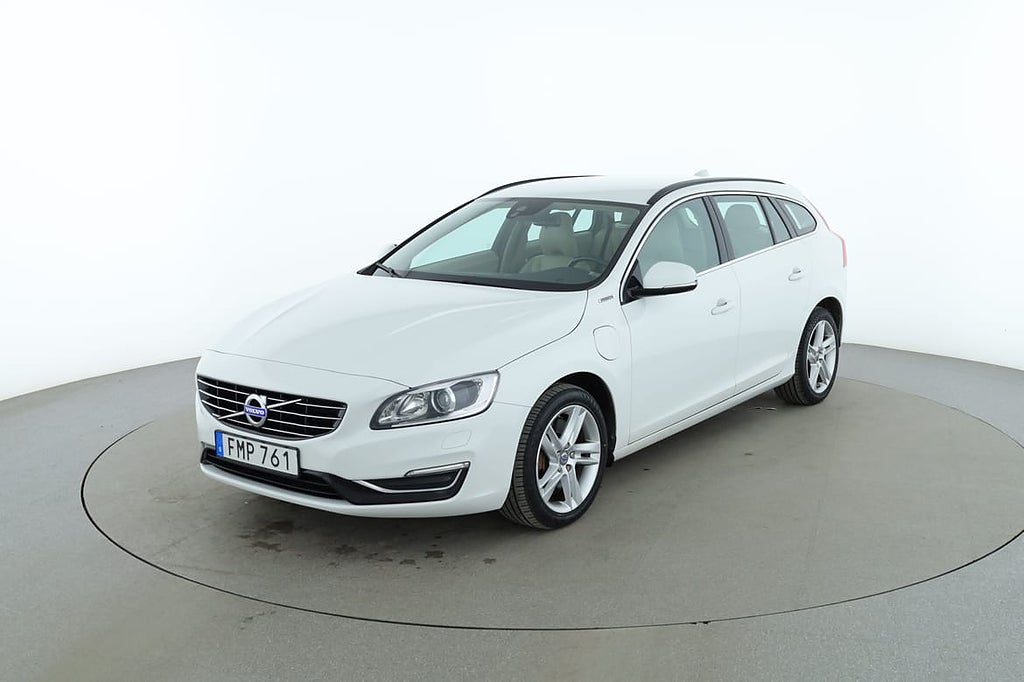 Volvo V60 D6 Plug-in Hybrid Momentum AWD / VOC, Värmare