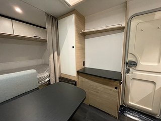 Husvagn, 1-axl Caravelair Alba 400 Style 4 av 12