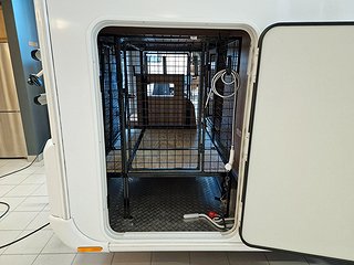Husbil-halvintegrerad Knaus Sun TI Platinum Selection 17 av 21