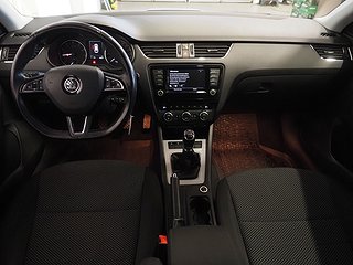 Kombi Skoda Octavia 16 av 23