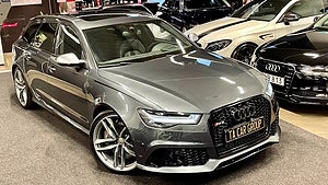 Audi RS6 har en V8-motor på 560 hästkrafter. 