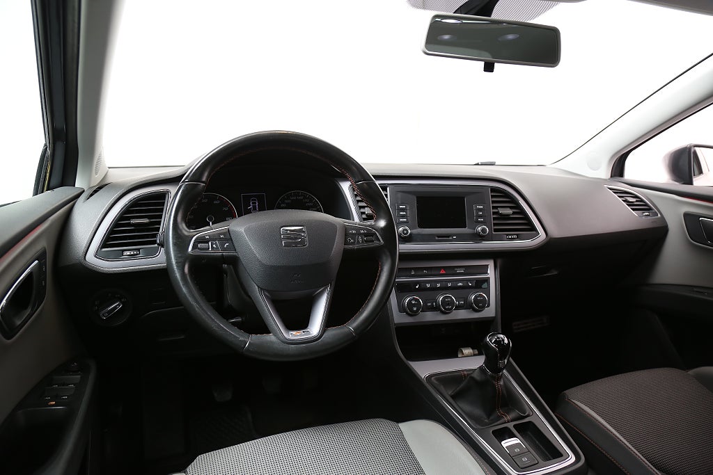 Seat Leon X-Perience 1,4 TSI 125hk P-sensorer Motorv Dragkrok