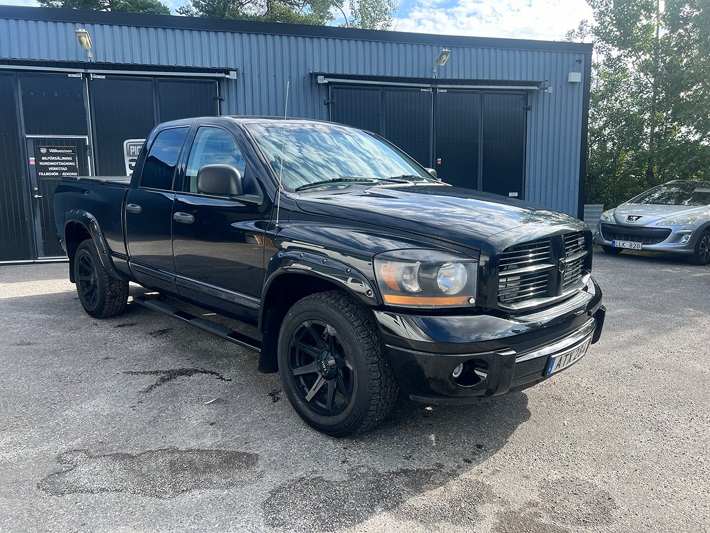 Dodge RAM Quad Cab 5.7 V8 HEMI 4WD