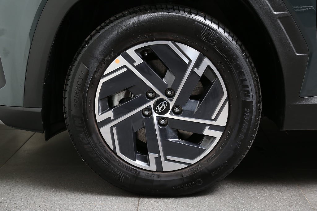 Hyundai Tucson *Essential MHEV 1.6 T-GDI Automat Navi Kamera 2025