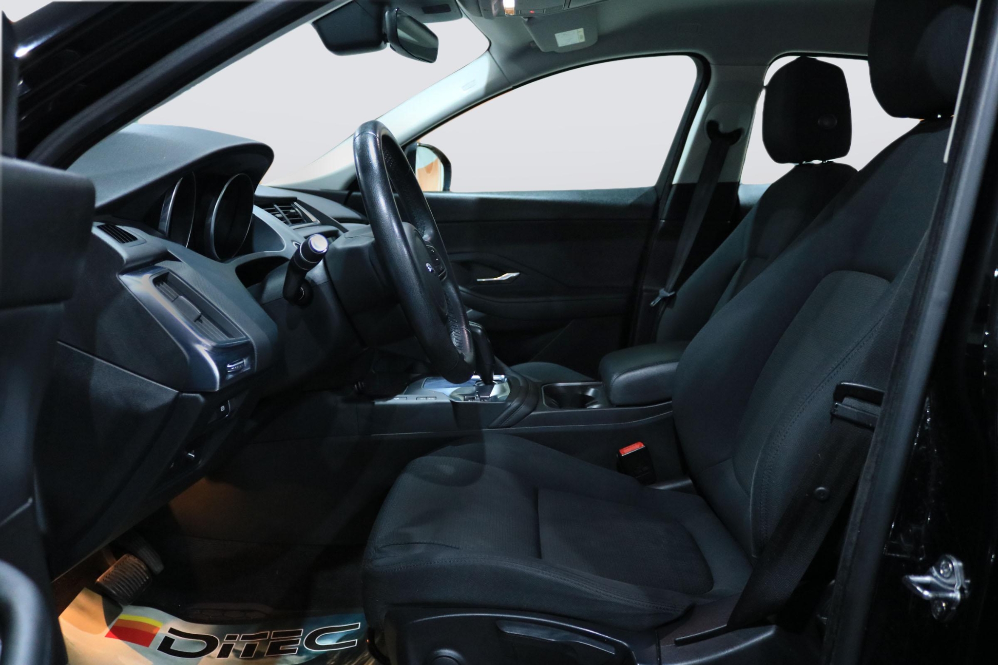 Jaguar E-Pace D150 AWD Drag Värm 2019, bild 6/55
