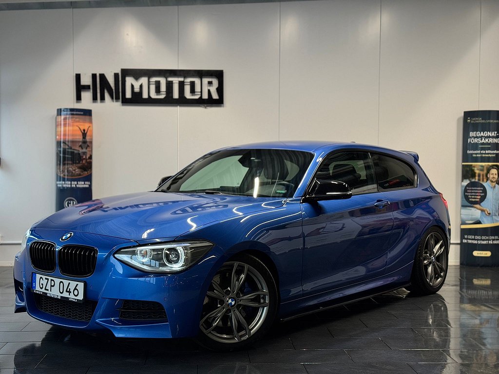 BMW M135i 3-dörrars Steptronic |H/K|NAVI|MAXTON|NyBess|400Hk