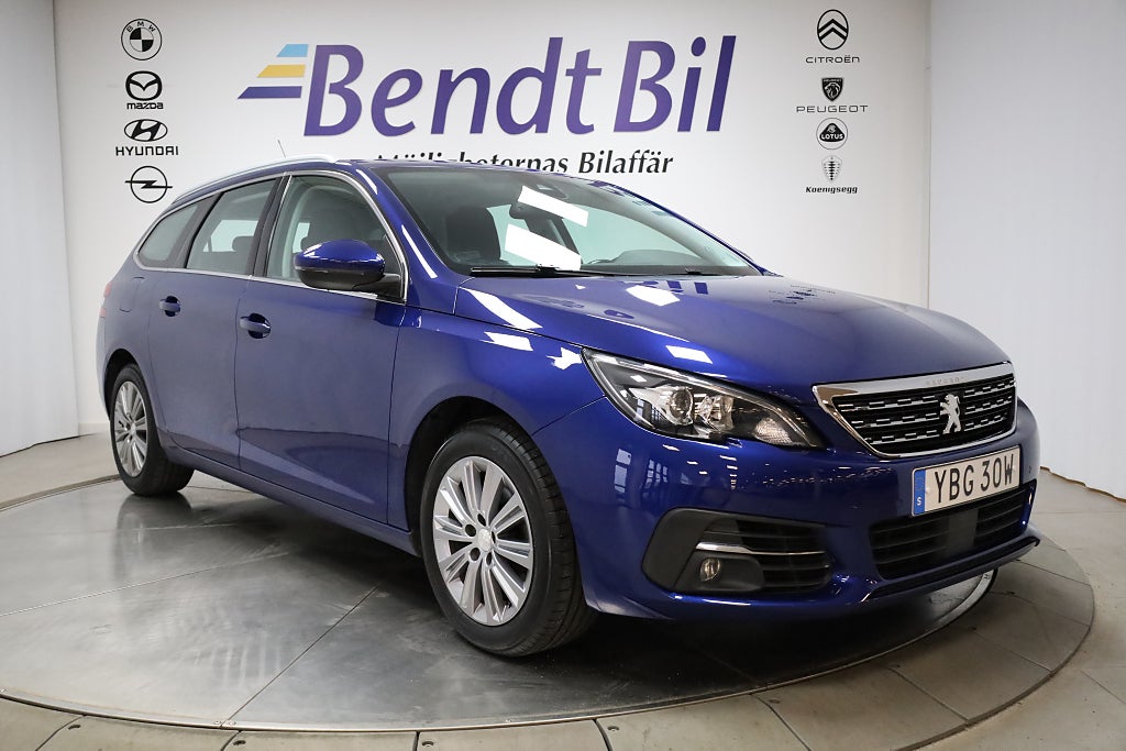 Peugeot 308 SW 1.2 PureTech 130 EAT Allure Automat /Dragkrok