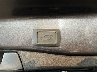 Toyota RAV4 Plug-in Hybrid E-CVT 360/JBL/Skinn/Drag/HuD/Elstol/Psen – bild 23