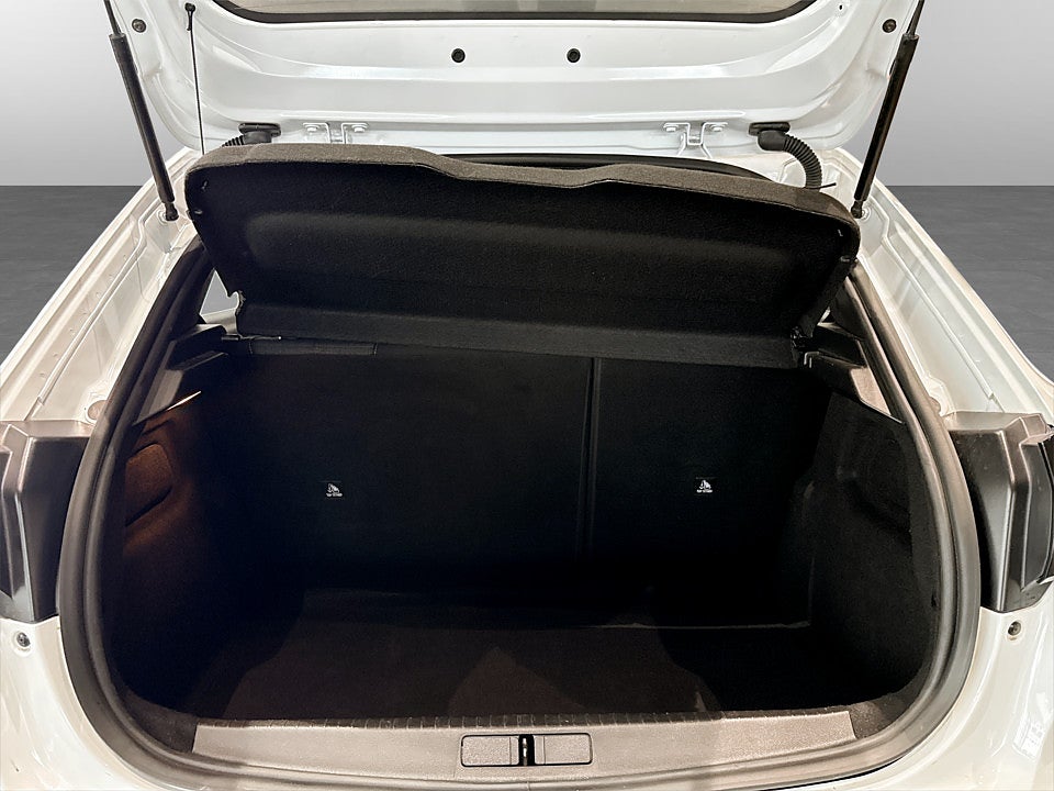 Bild på Peugeot 208 Style Hybrid 100hk Aut CARPLAY BACKSENSORER