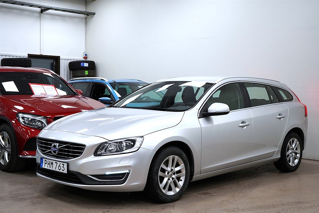 Volvo V60 D4 SUMMUM DRAG VOC VÄRMARE