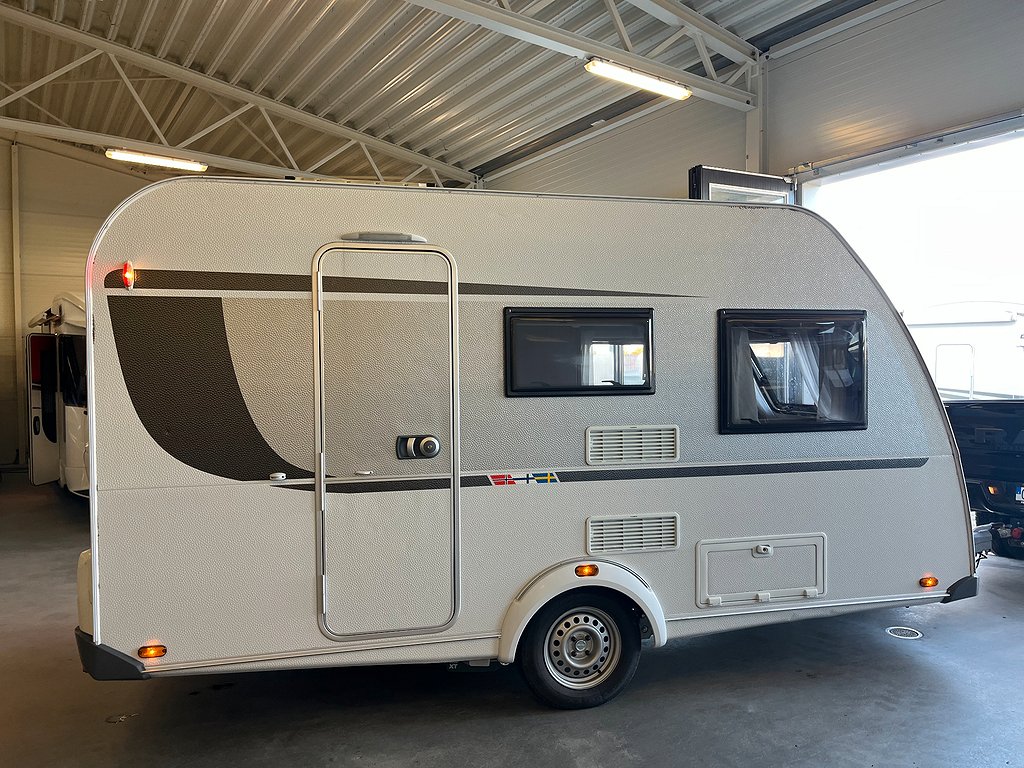 Knaus Sport  400 LK / Mover / Solcell / Markis / Barnkammare - Knaus