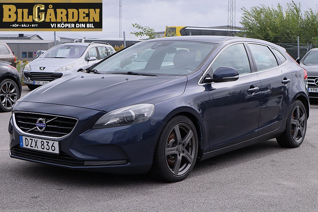 Volvo V40 D2 Powershift Auto Nybes Nyserv VOC Full Historik 