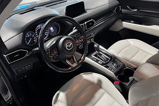 SUV Mazda CX-5 8 av 23