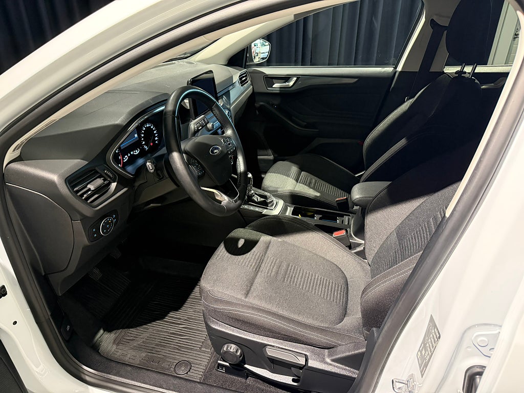 Ford Focus 2022 - miniatyr 11