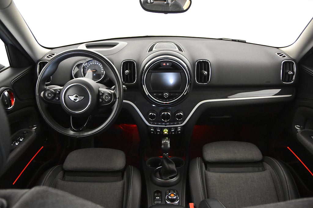 MINI Countryman 2018 - miniatyr 10