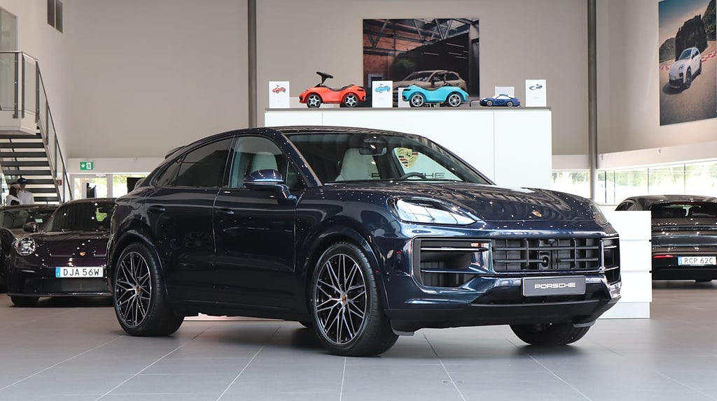 Porsche Cayenne E-Hybrid Coupé Black Edition