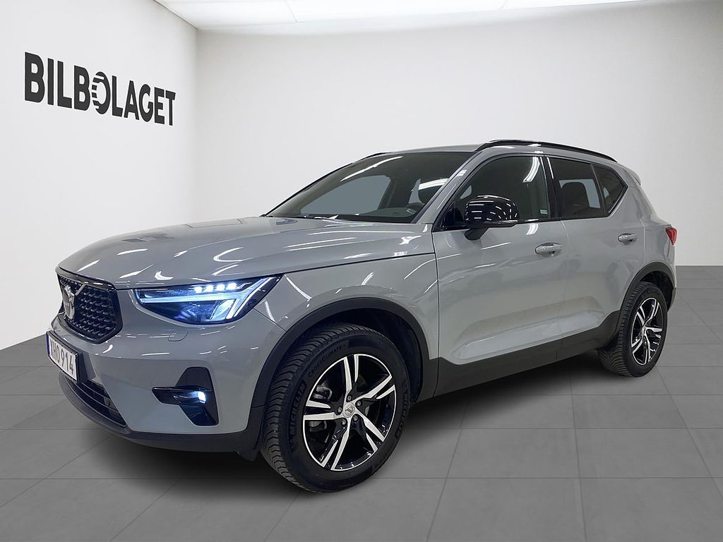 Volvo XC40 B4 FWD Bensin Plus Dark
