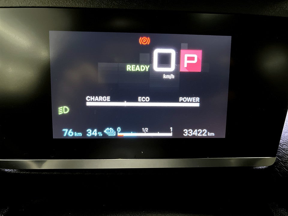 Bild på Citroën e-C4X Shine Exclusive 50 kWh Aut B-KAMERA PANO ELSTOL 136hk