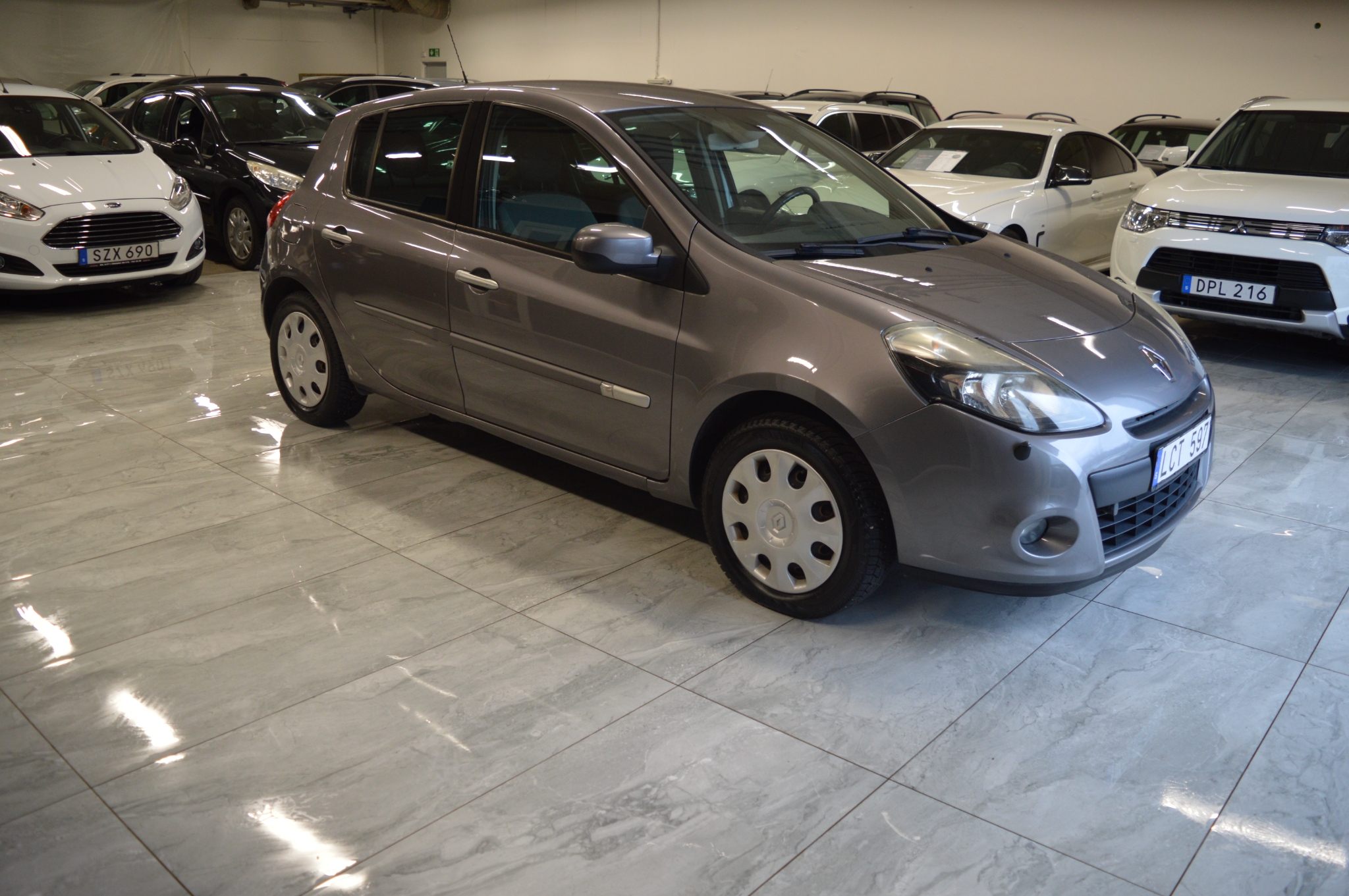Renault Clio 2011, bild 2/41