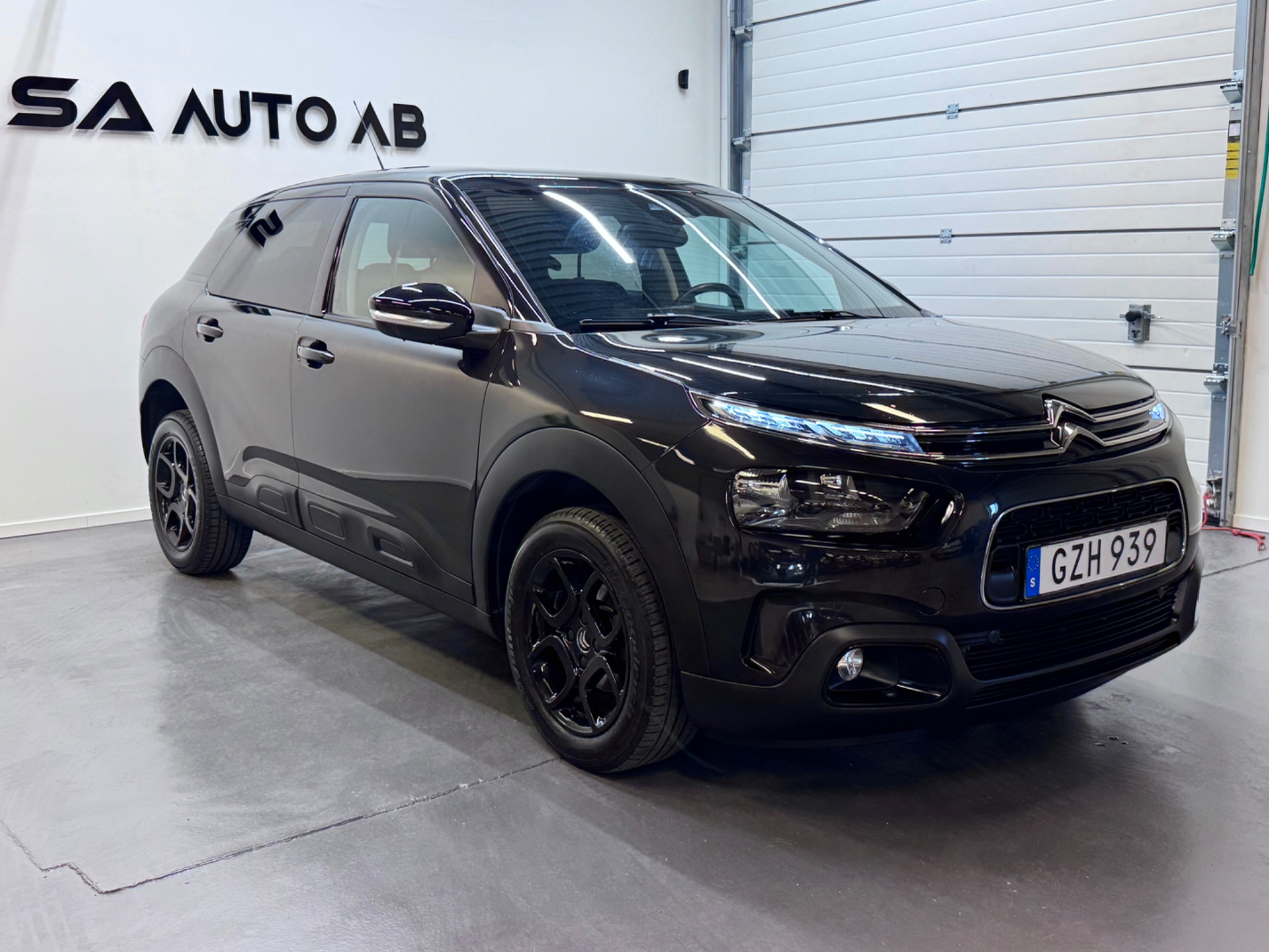 Citroen C4 Cactus 1.2 PureTech ETG6 2018, bild 2/10