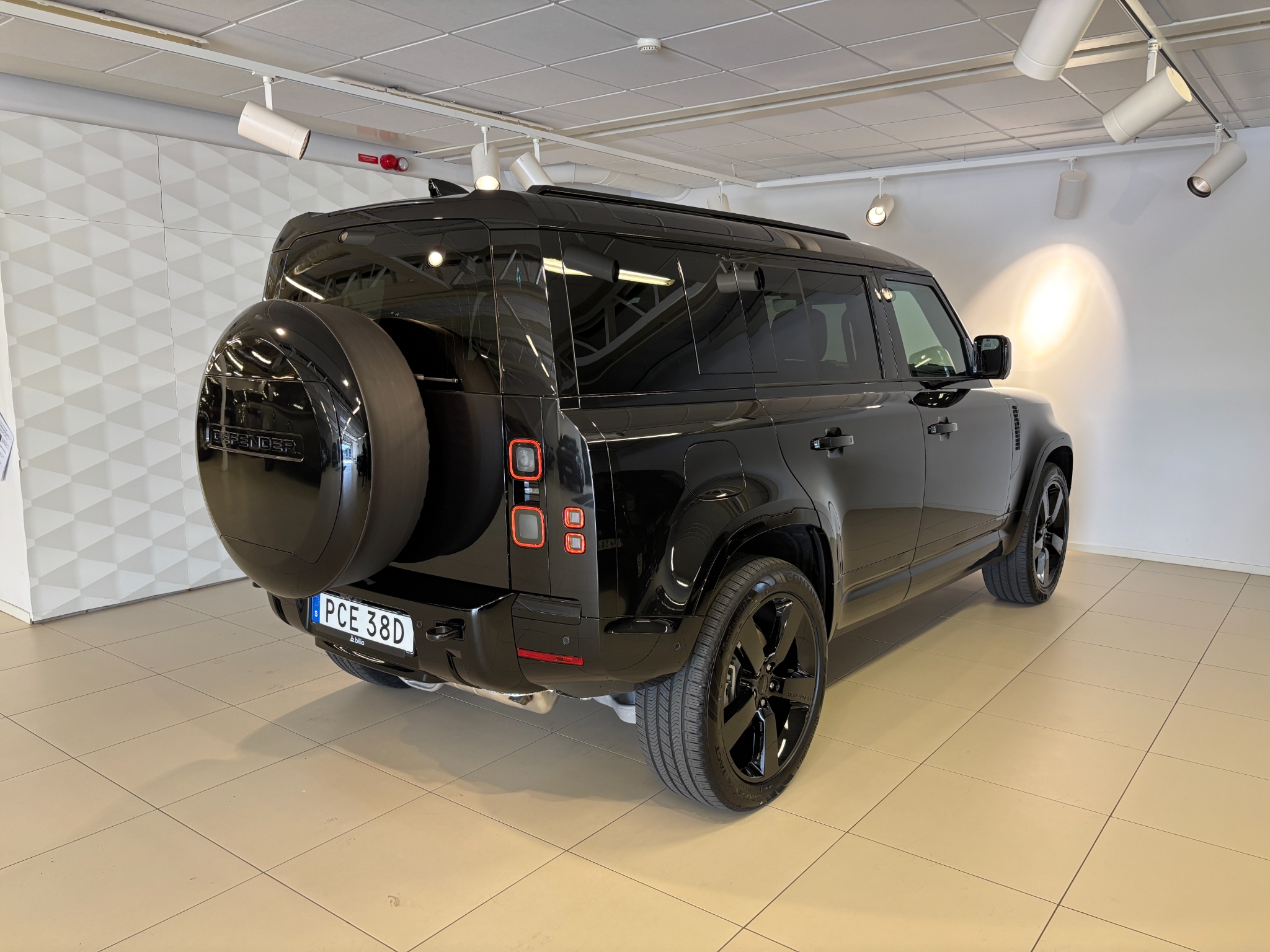 Land Rover Defender 2026, bild 2/25