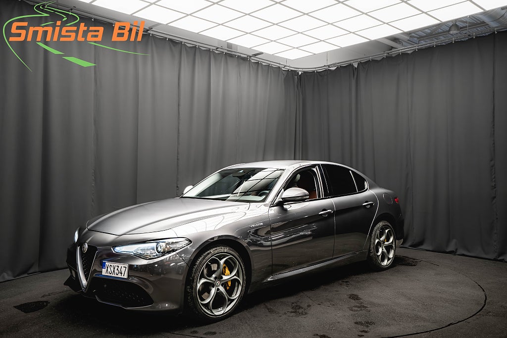 Alfa Romeo Giulia Turbo Q4 Veloce LÄDER H/K KAMERA ELSTOL MINNE 1-ÄGARE