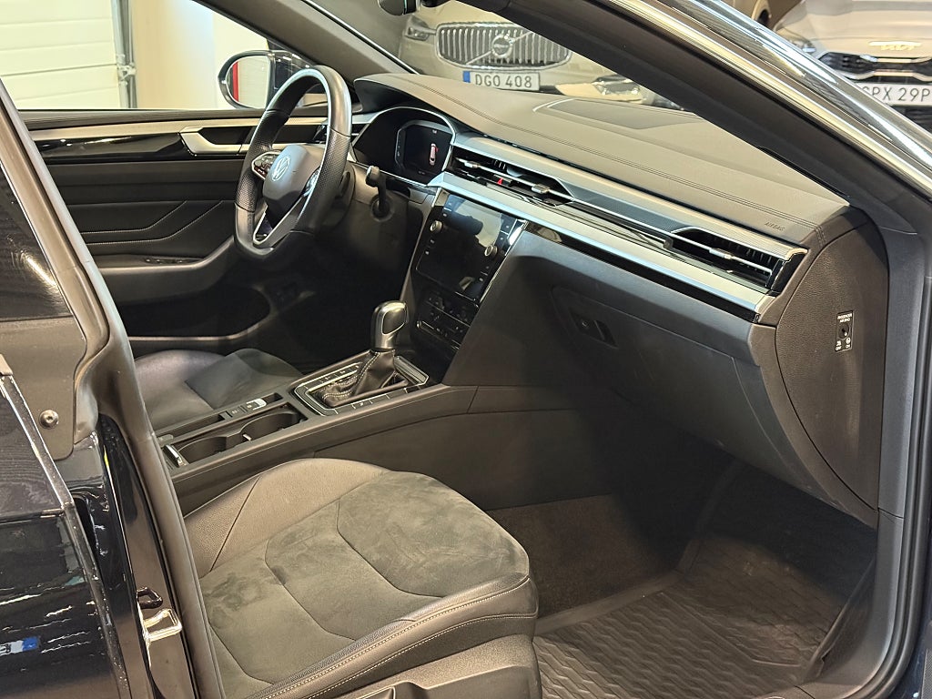 Volkswagen Arteon eHybrid Shooting Brake 1.4 TSI R-Line 19" Värmare Drag