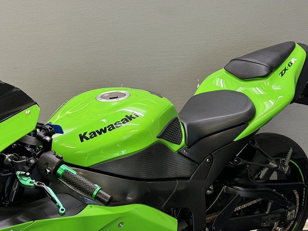 Kawasaki Ninja ZX-6R | Original kåpset | Besiktigad | Quadlock