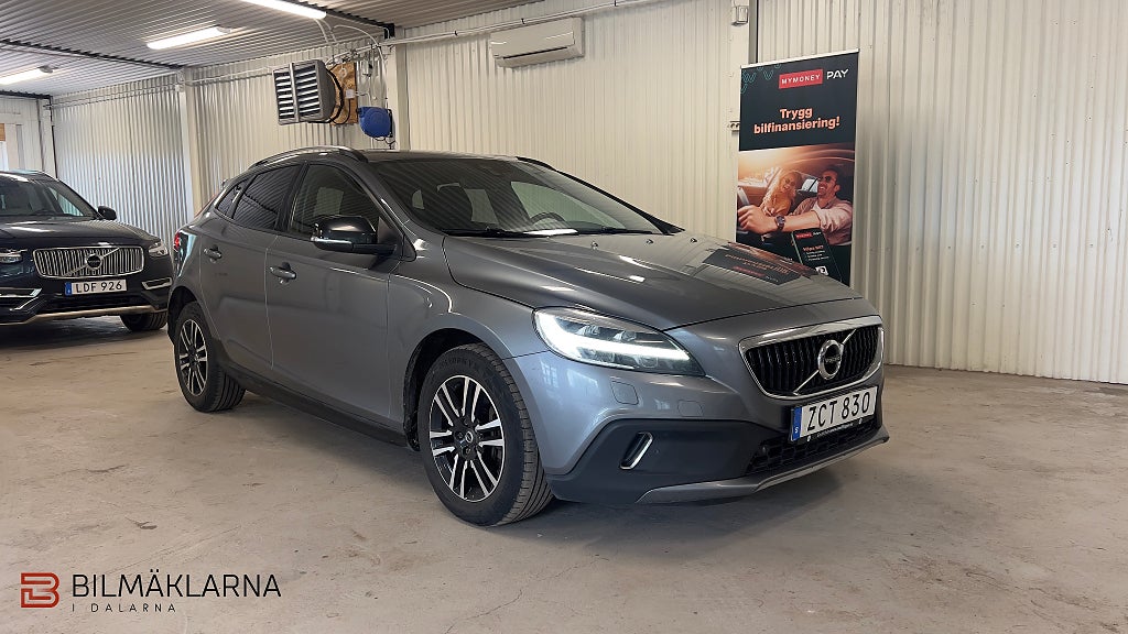 Volvo V40 Cross Country T3 Geartronic Momentum Euro 6