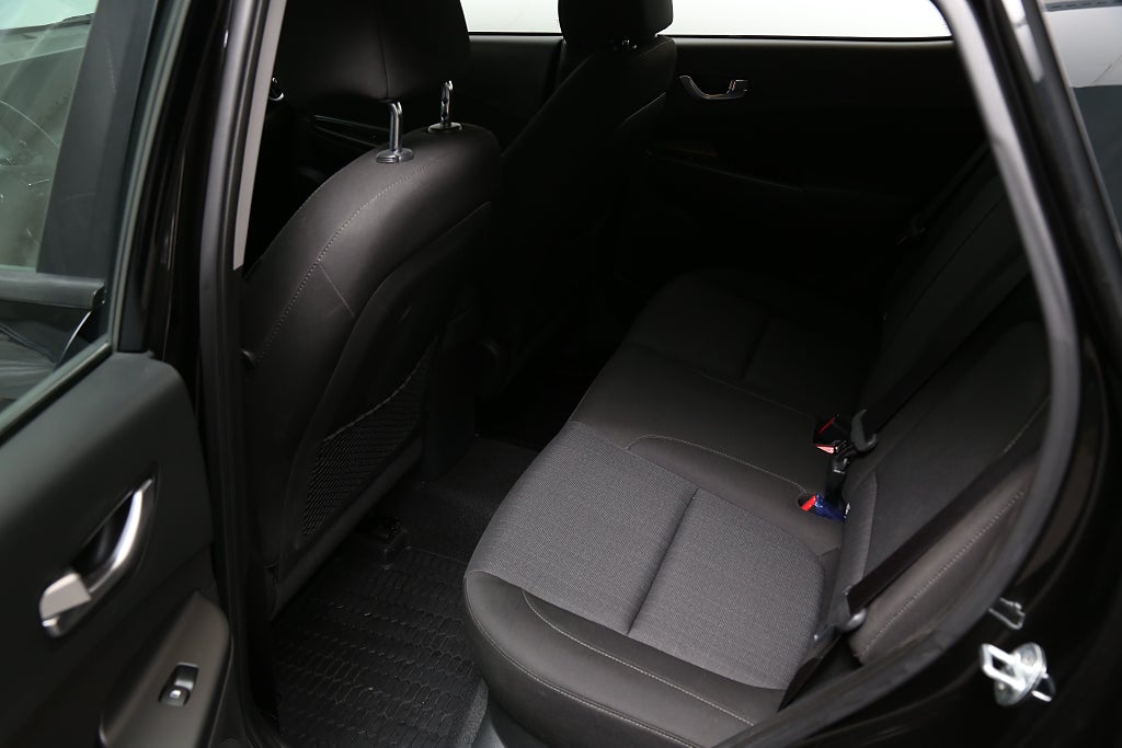 Hyundai Kona 1,0 T-GDI iMT 120hk Essential CarPlay P-sensor Kamera