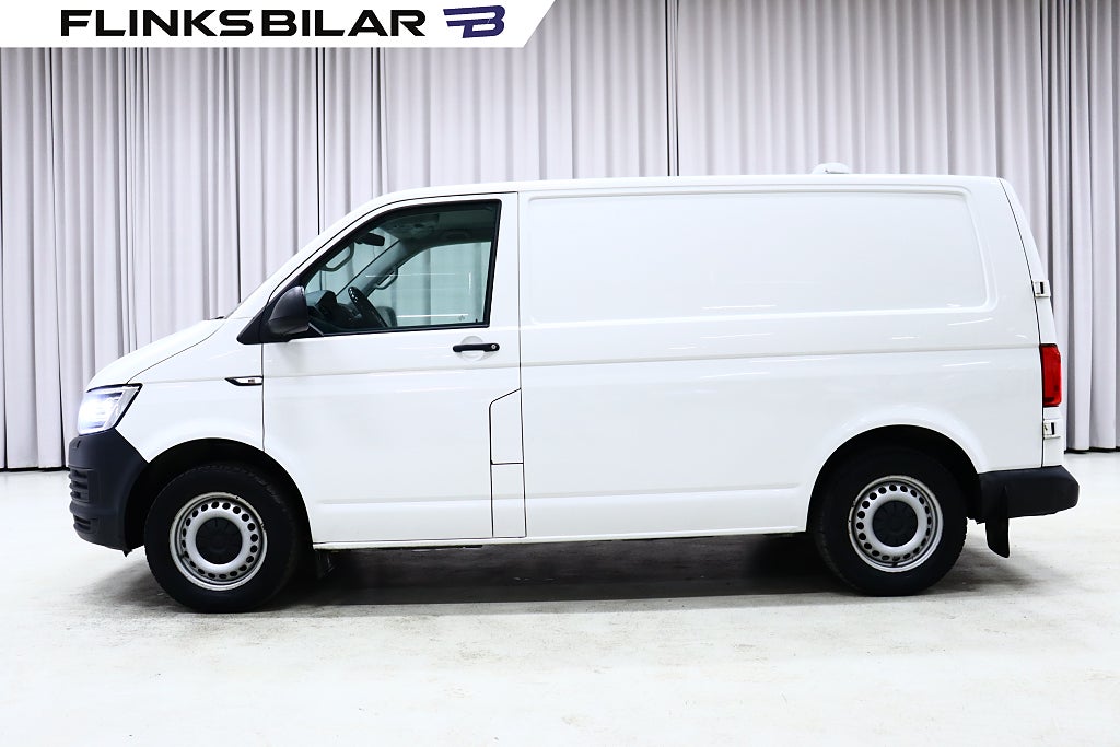 Volkswagen Transporter 4Motion 150HK Inredd|LED|Drag|Värmare