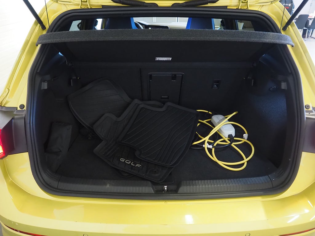 Volkswagen Golf GTE 1,4 TSI 245hk Plug-In Hybrid P-Värmare 2021