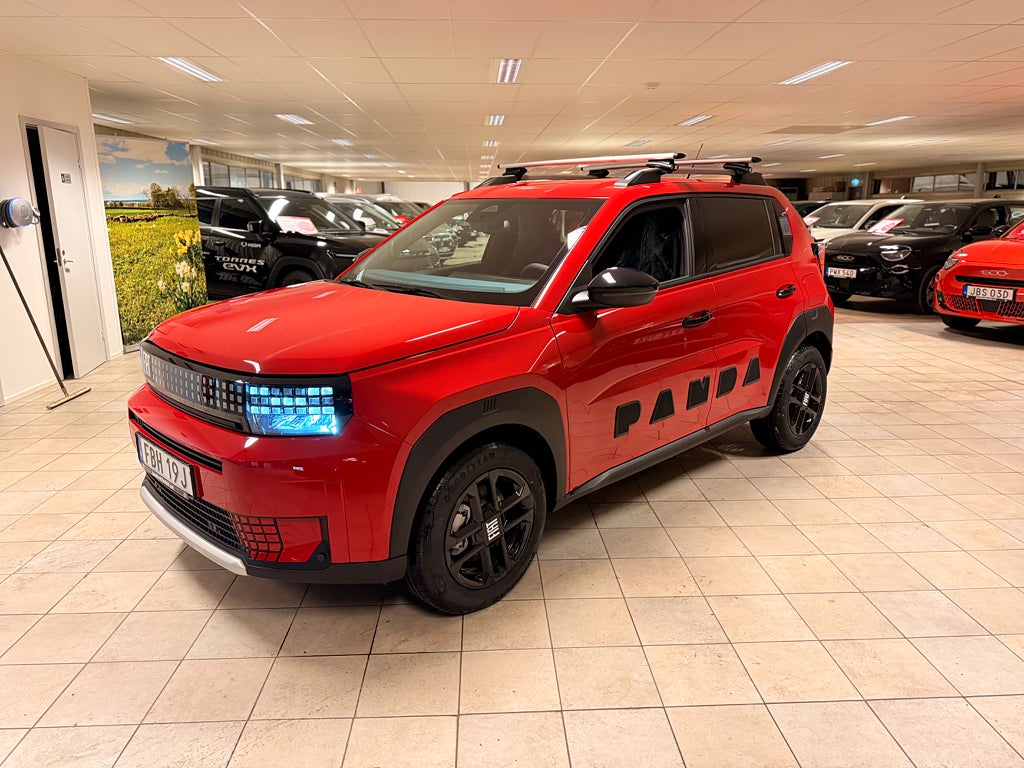 Fiat Grande Panda Icon Edition MHEV 1.2 110 hk DCT6 FWD