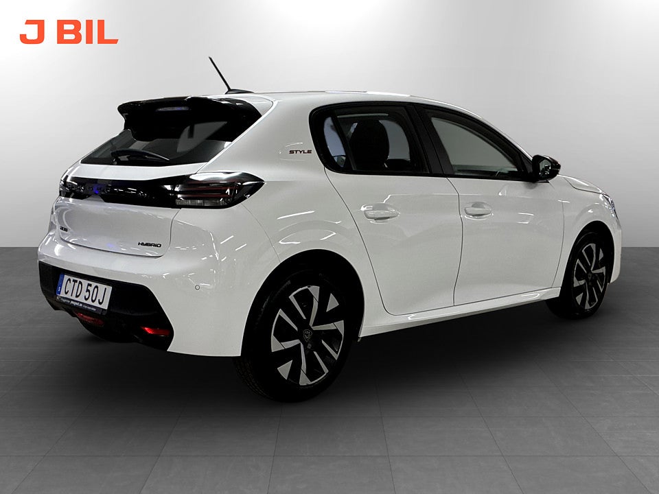 Bild på Peugeot 208 Style Hybrid 100hk Aut CARPLAY BACKSENSORER