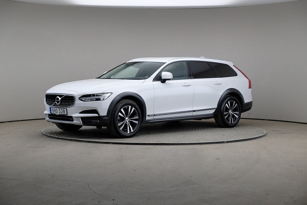 Volvo V90 D4 Cross Country AWD Momentum Advanced VOC Drag